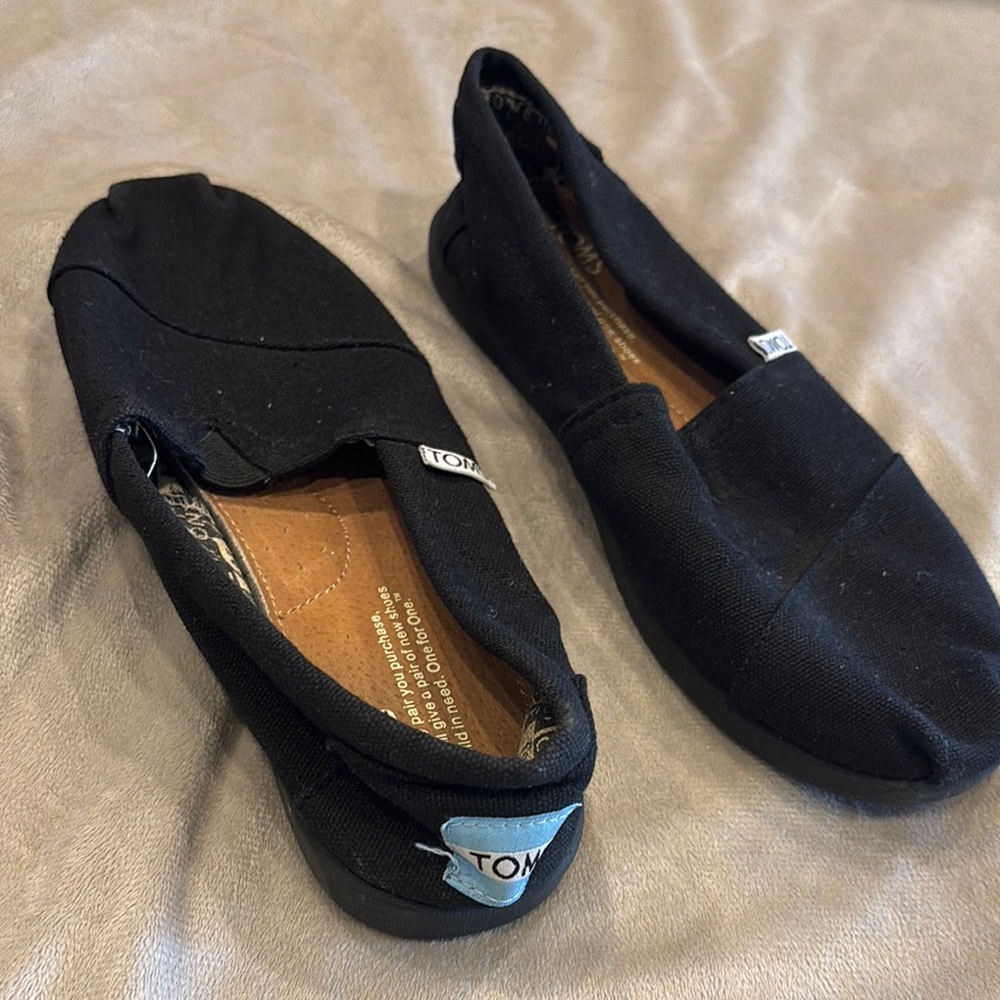 TOMS kids  Black Canvas Slip-On Shoes
